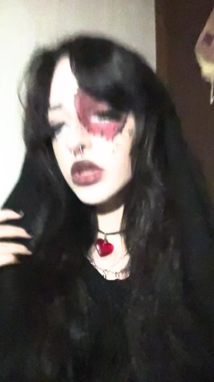 @Black hair ho ᶻ 𝗓 𐰁