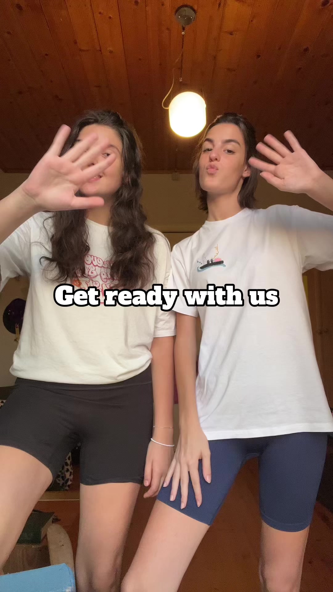@Elee