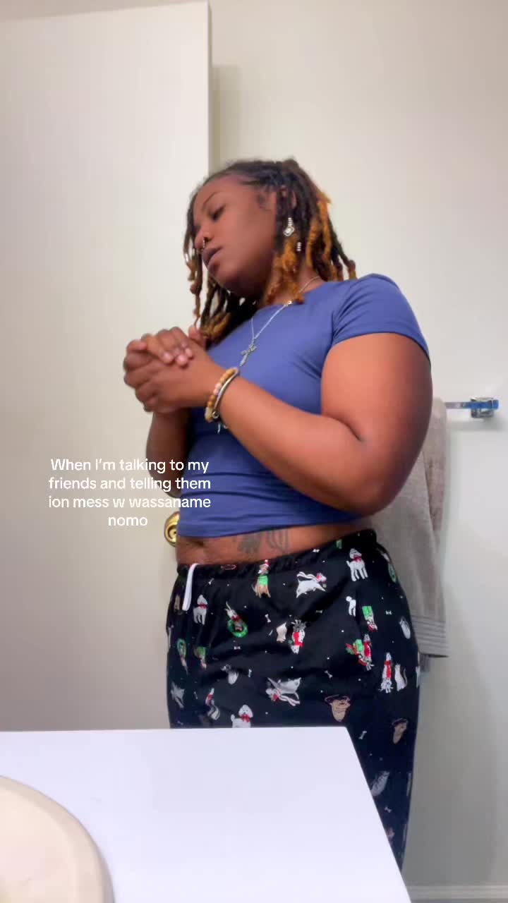 @Nomadicxnea