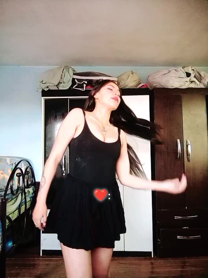@i'am Nicole🤍🕷️