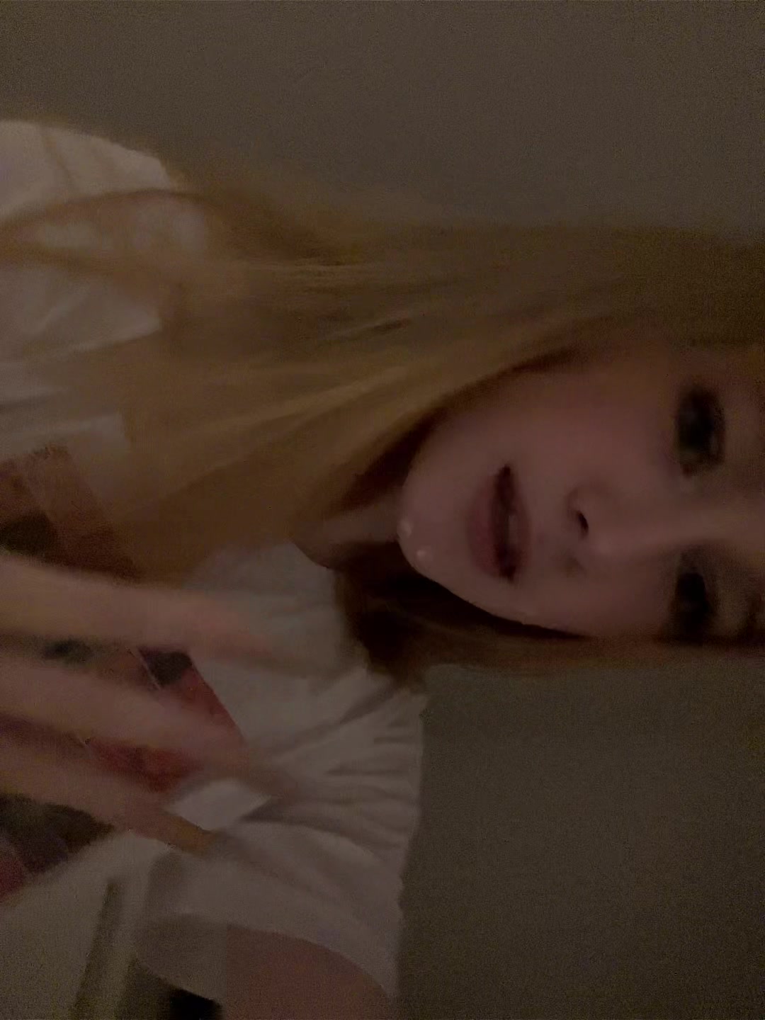 @B4DBR34D ¿🤨