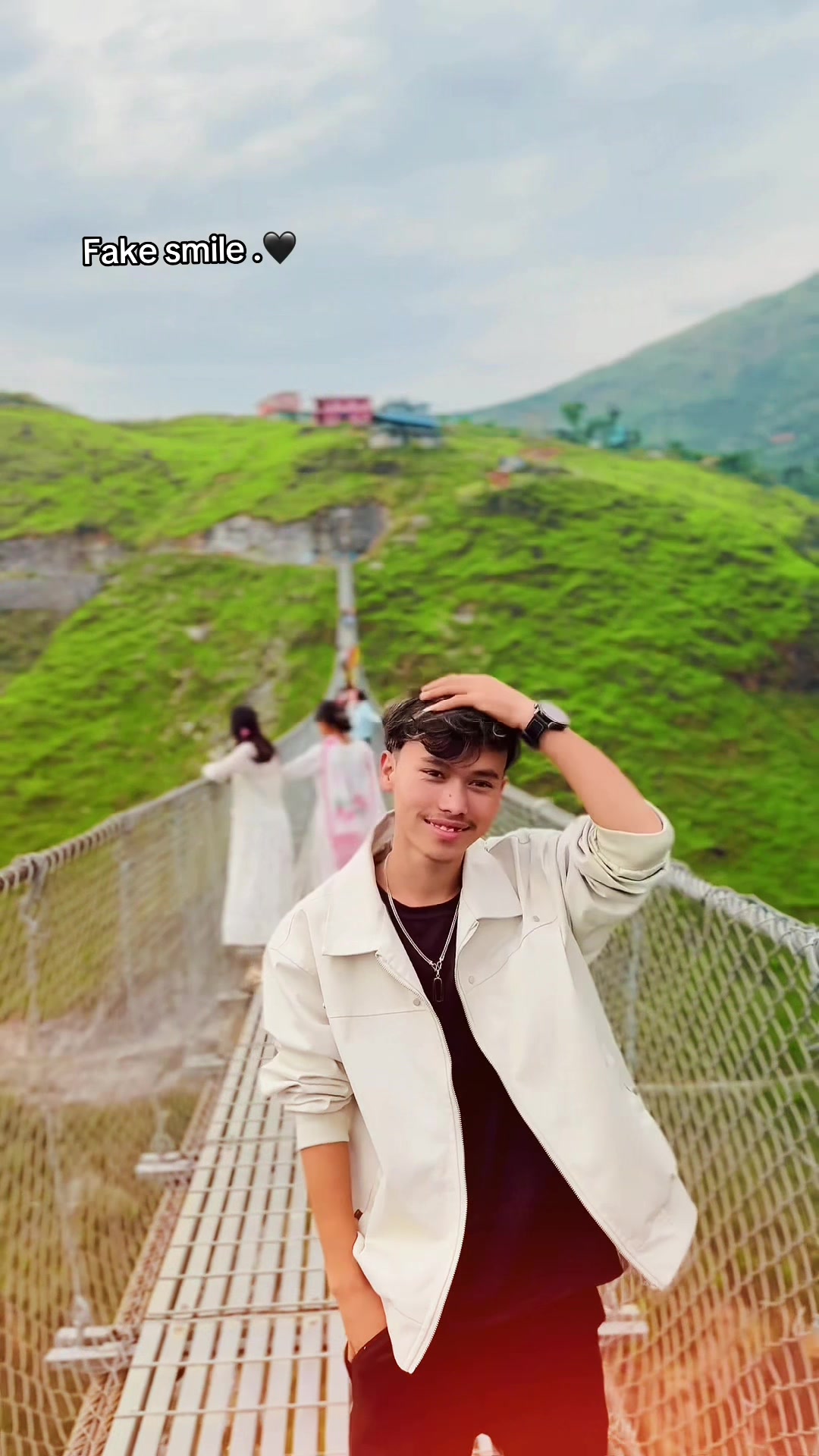 @CHARAN MAGAR 📸