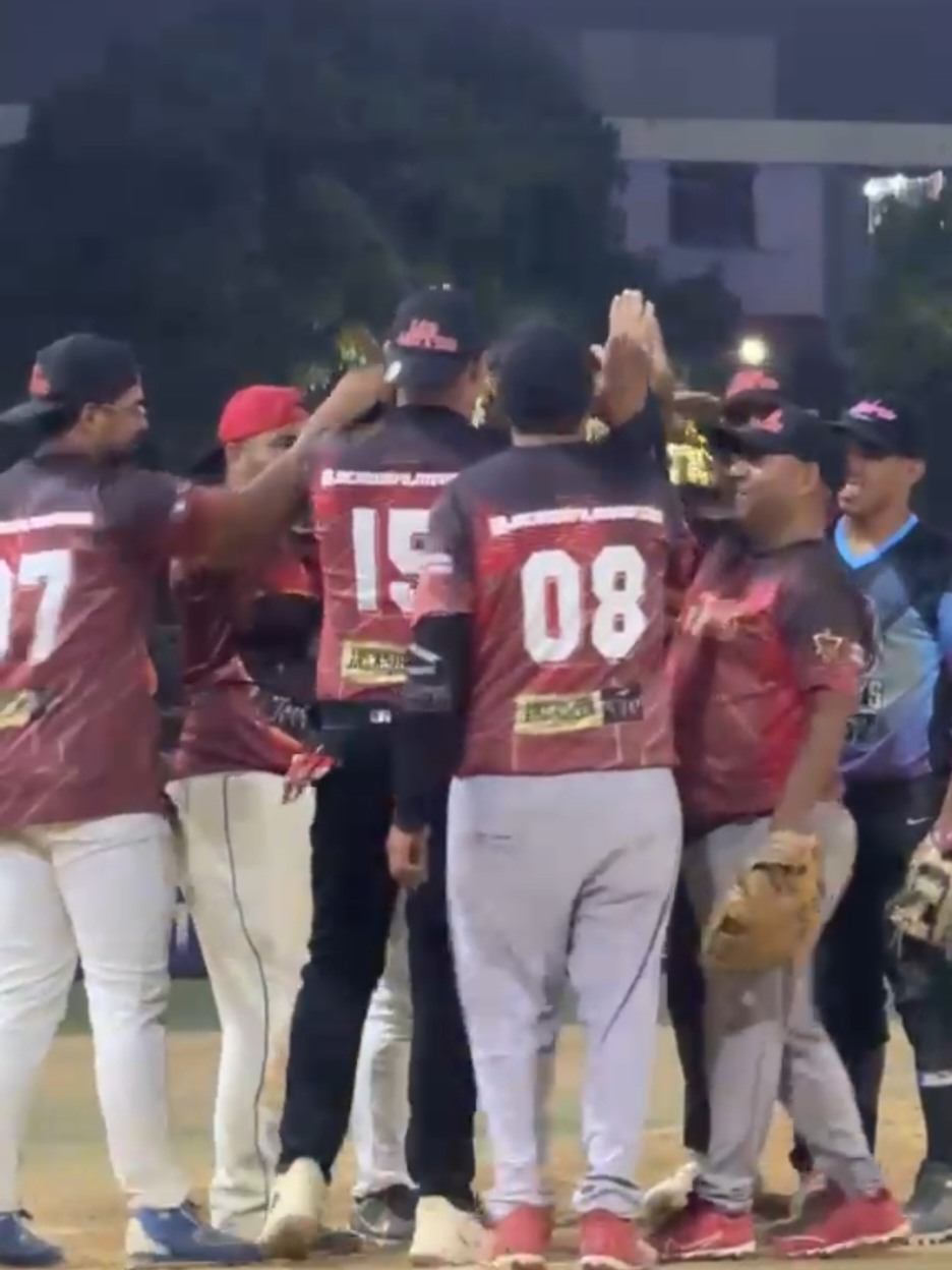 @Team Azotes Softball🥎