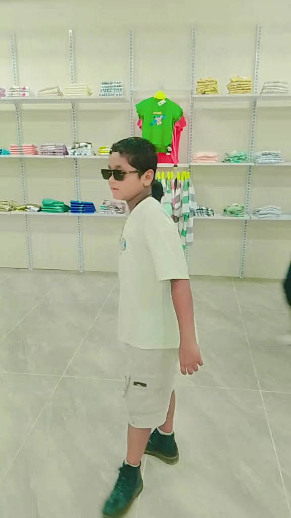 @Aliya Khan