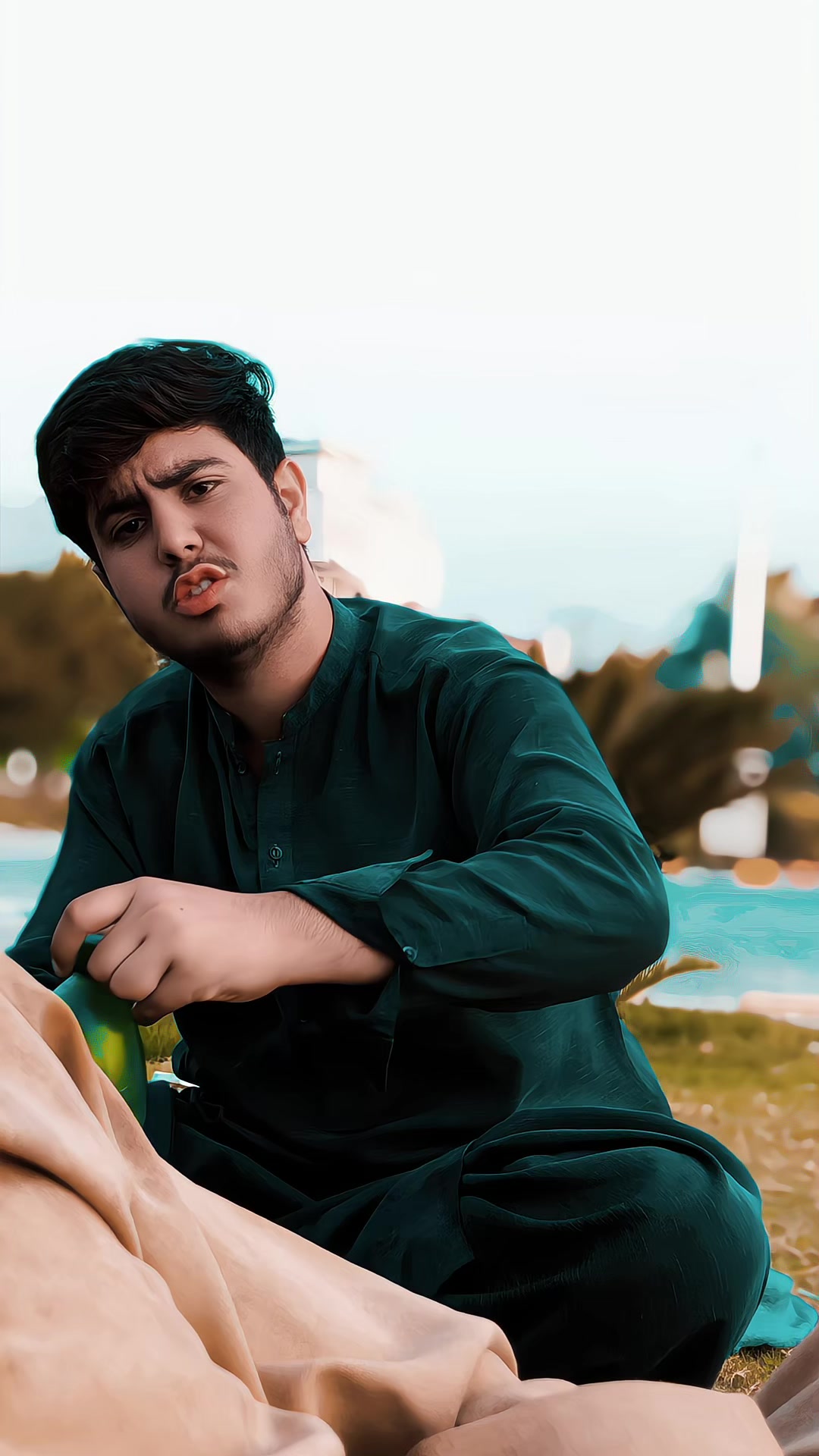 @𝗠𝗔𝗥𝗗𝗔𝗡 𝗞𝗜𝗡𝗚