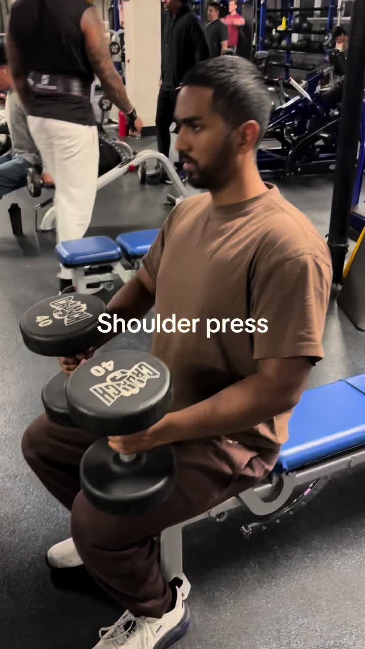 @Rj