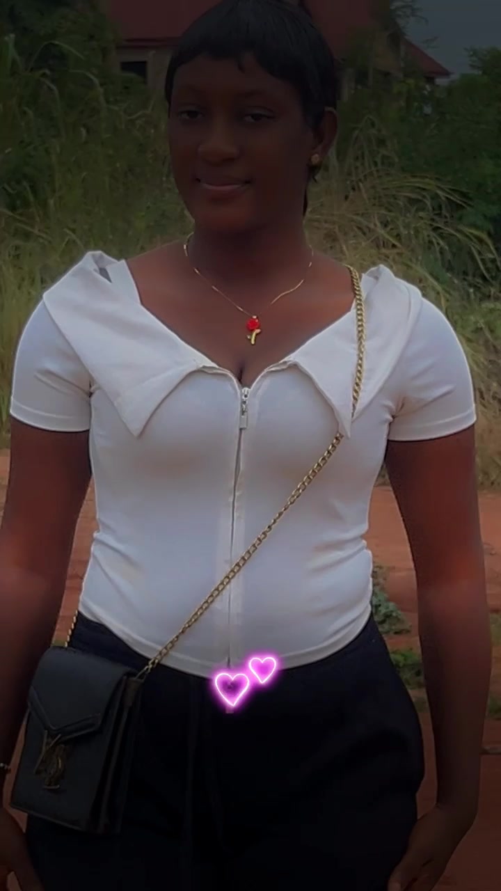 @Adjoah☠️~🧚♂️Sakyiwaa