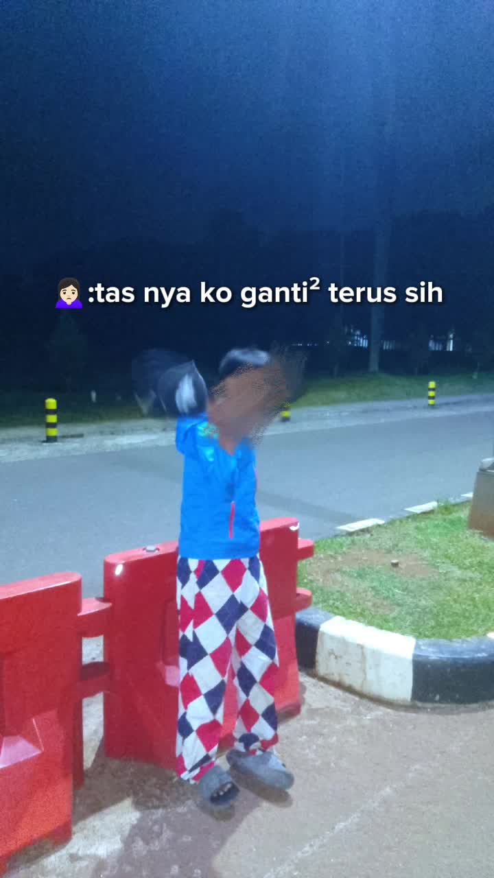 @Azul