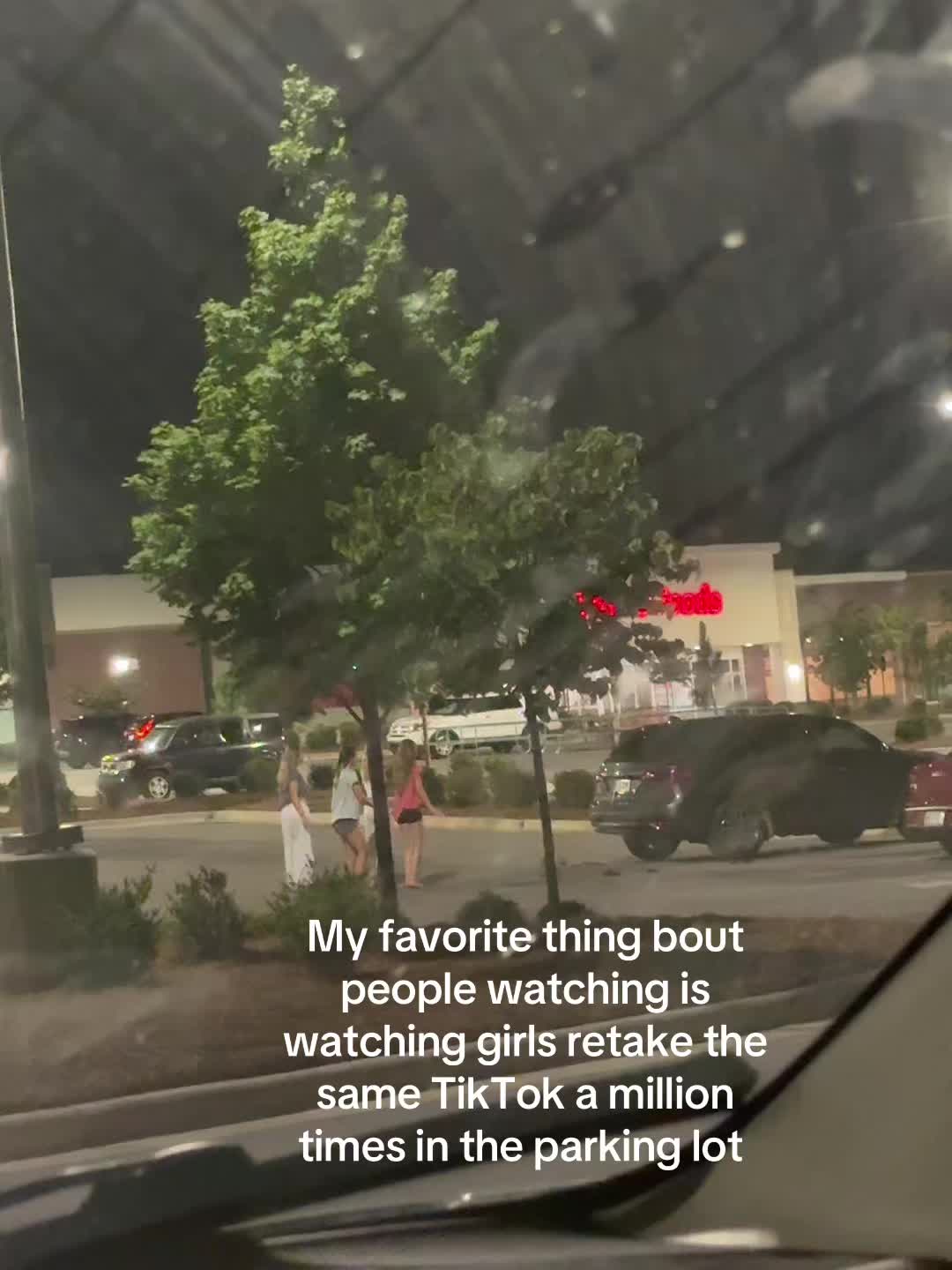 @Chloe