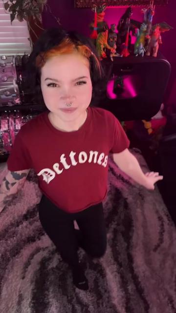 @xxvioletaddamsxx