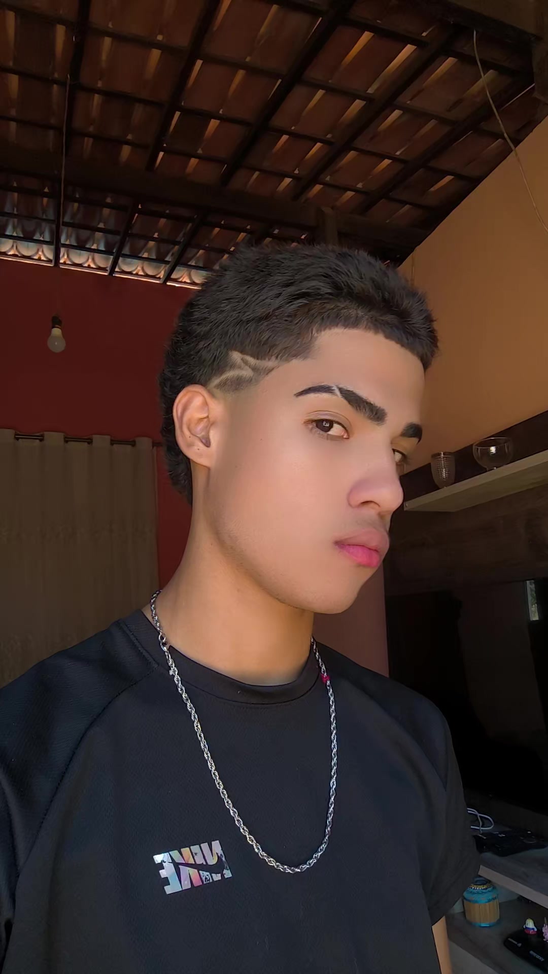 @alehzin.18👑