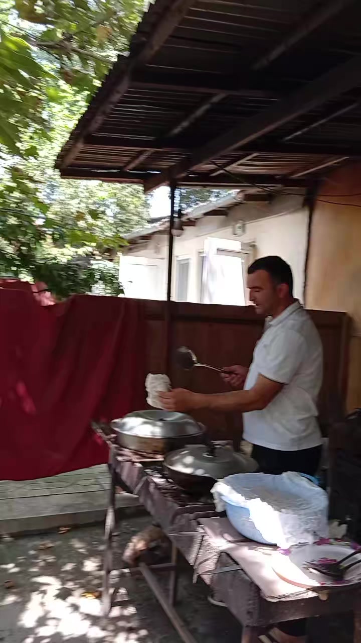 @v&uuml;sal