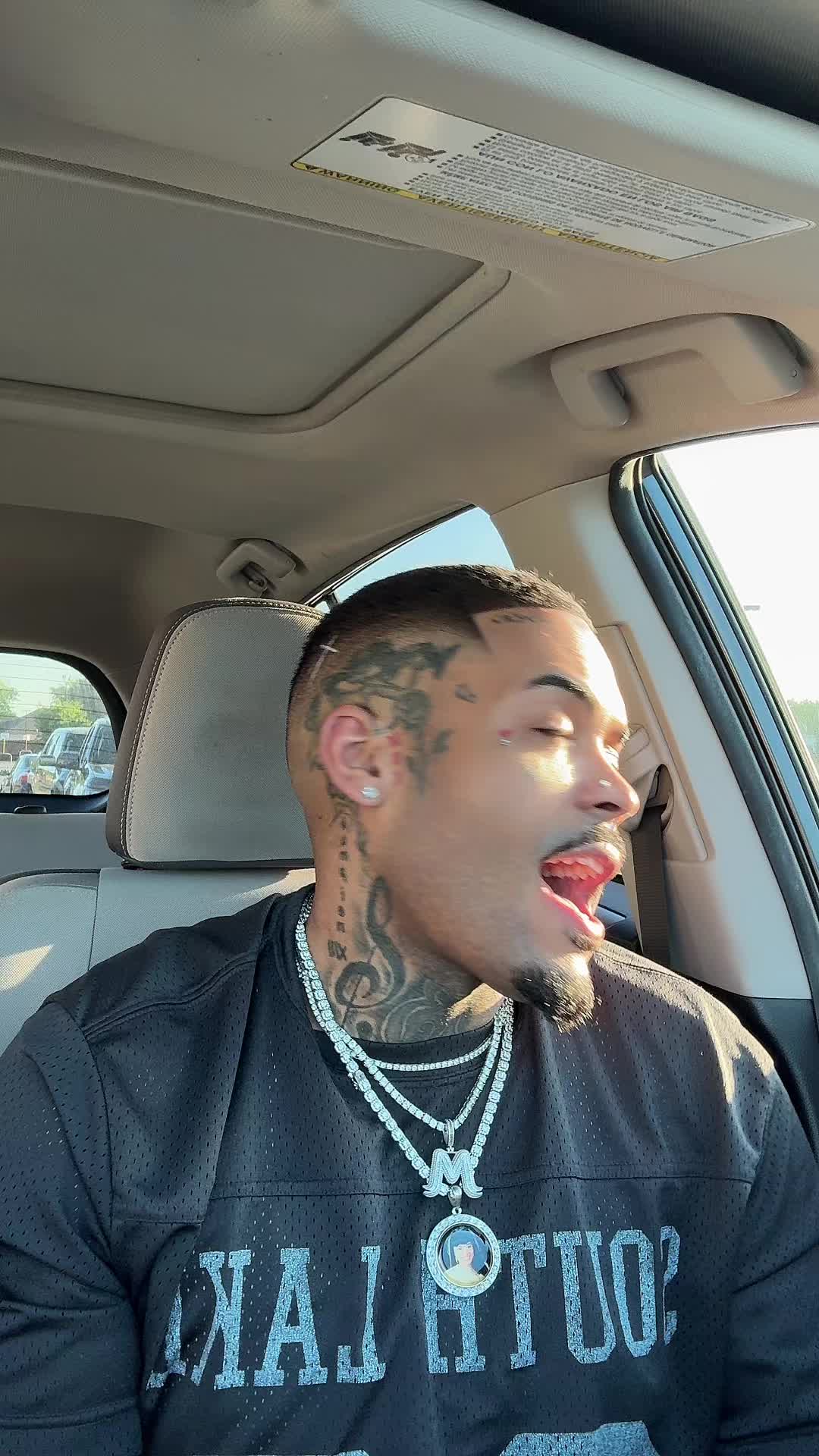 @Champion™️