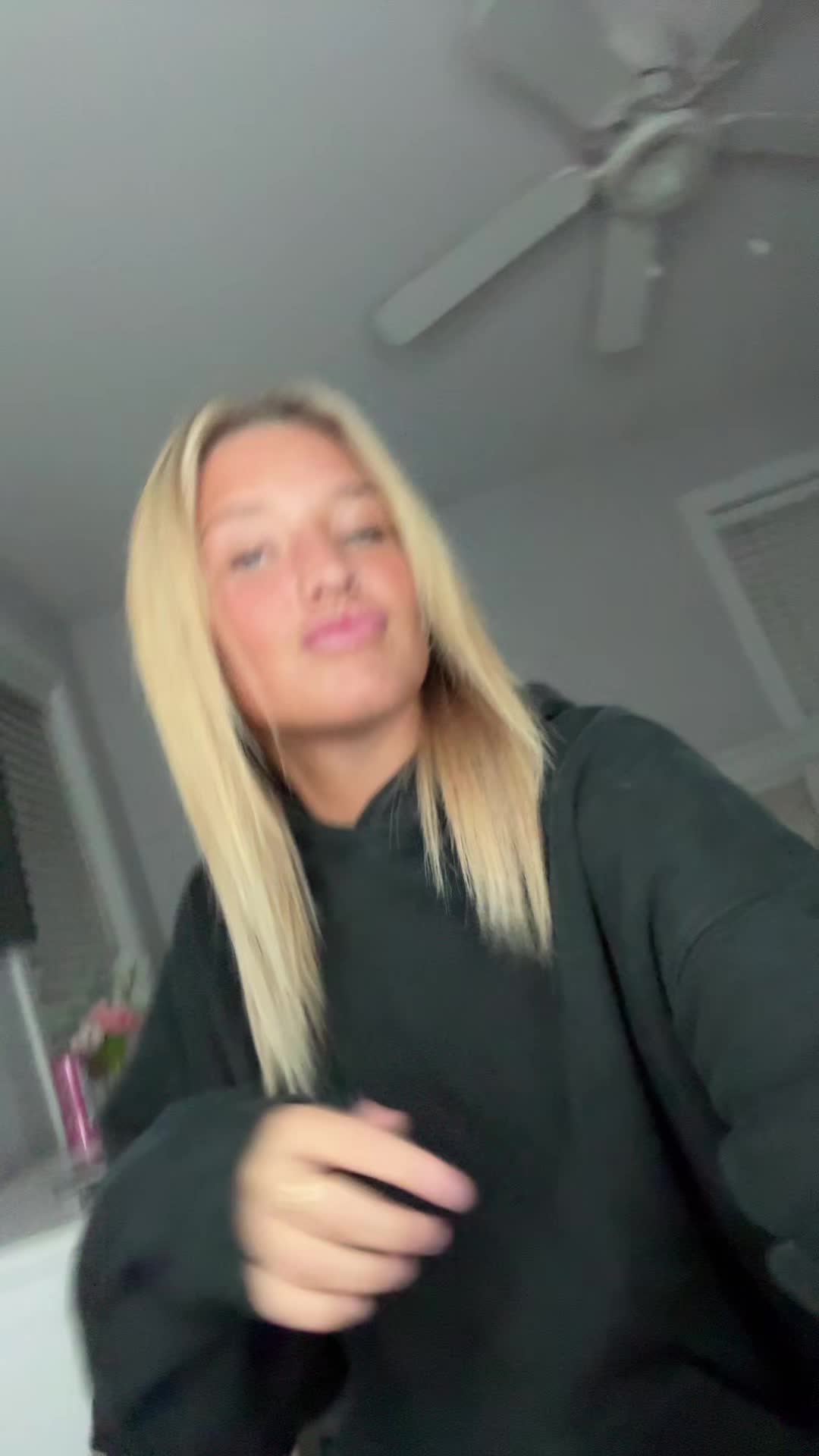 @tyannarose