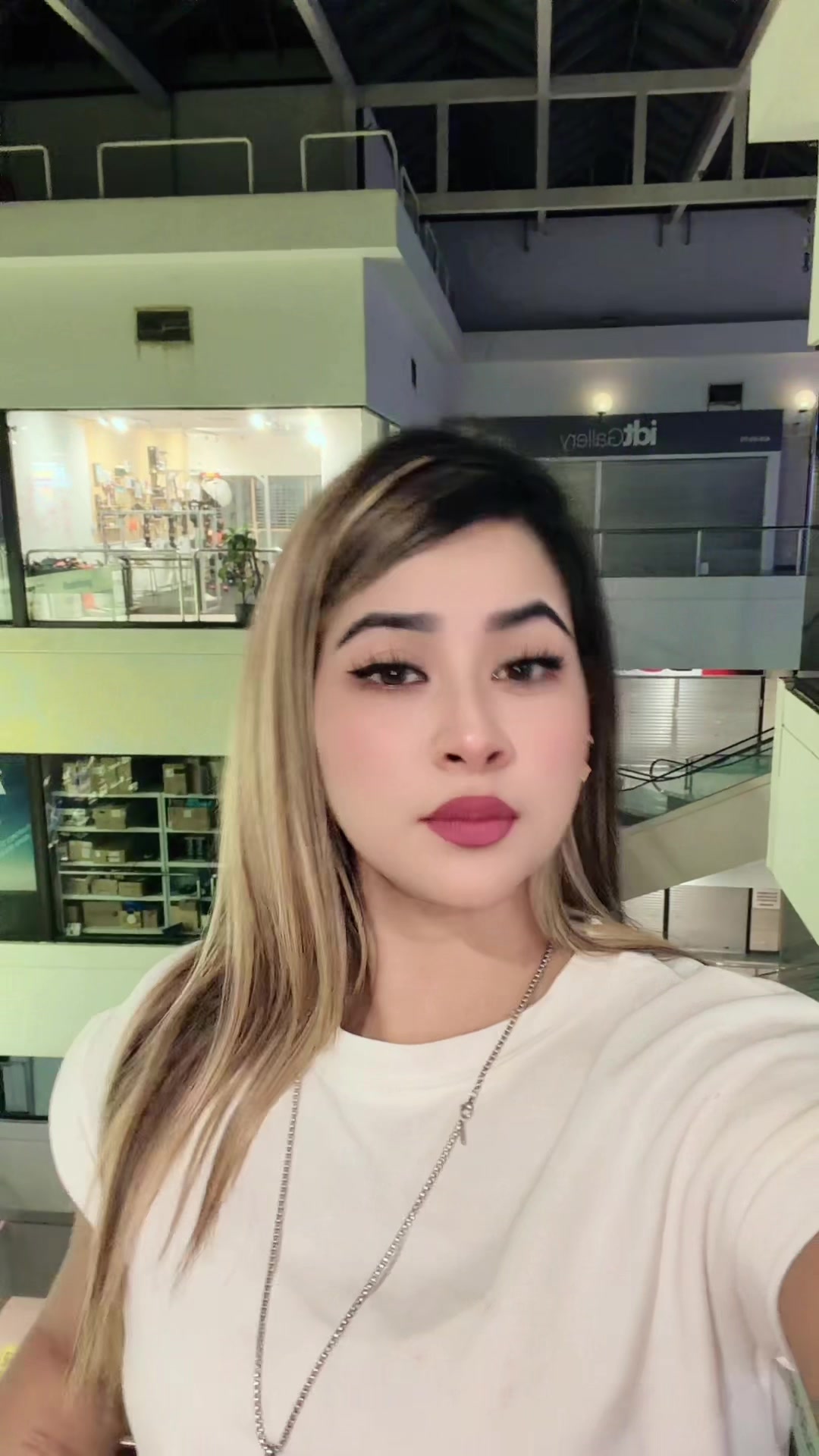 @🦋Arobi Islam Laboni🦋
