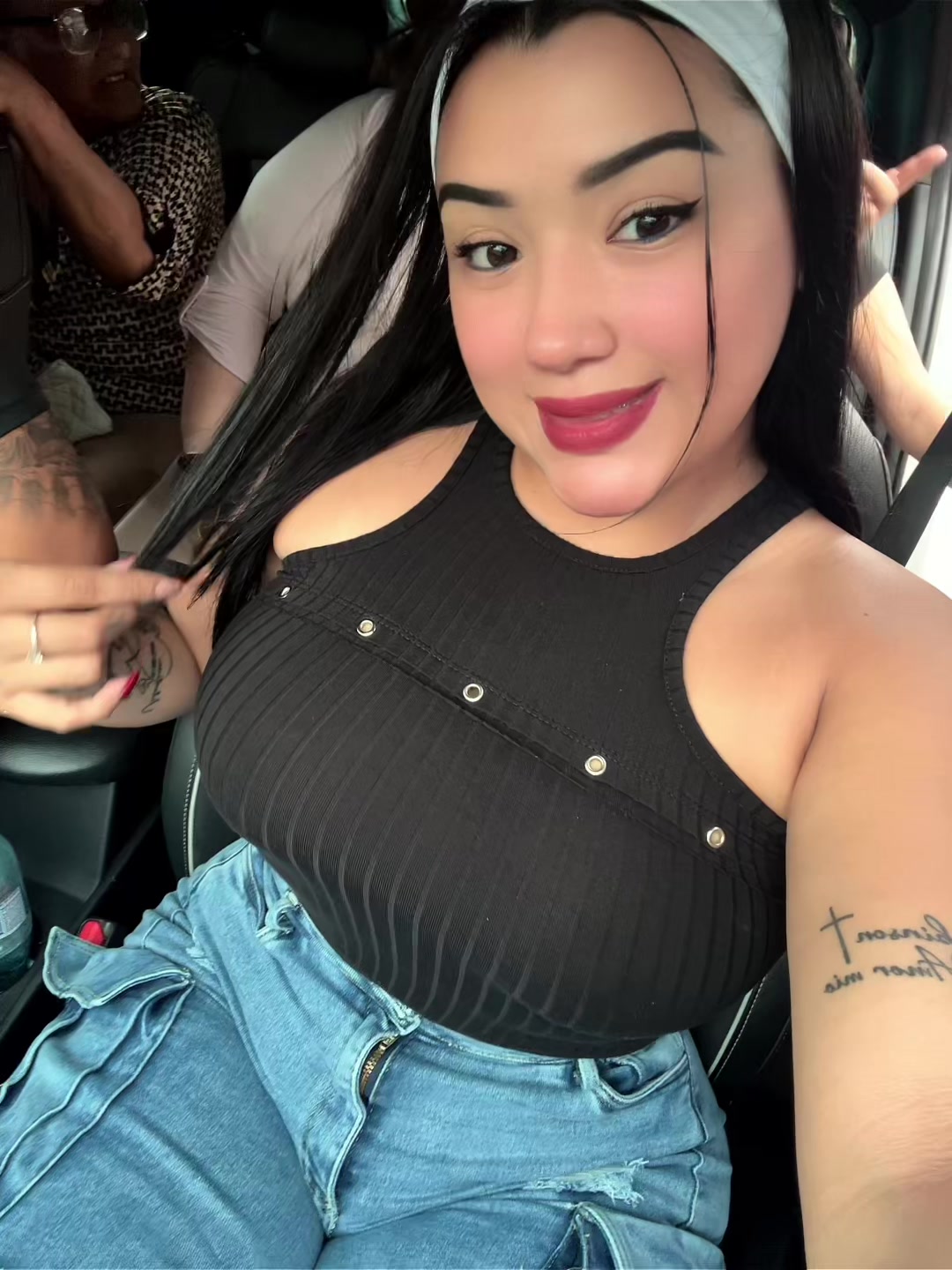 @Kattita🍒