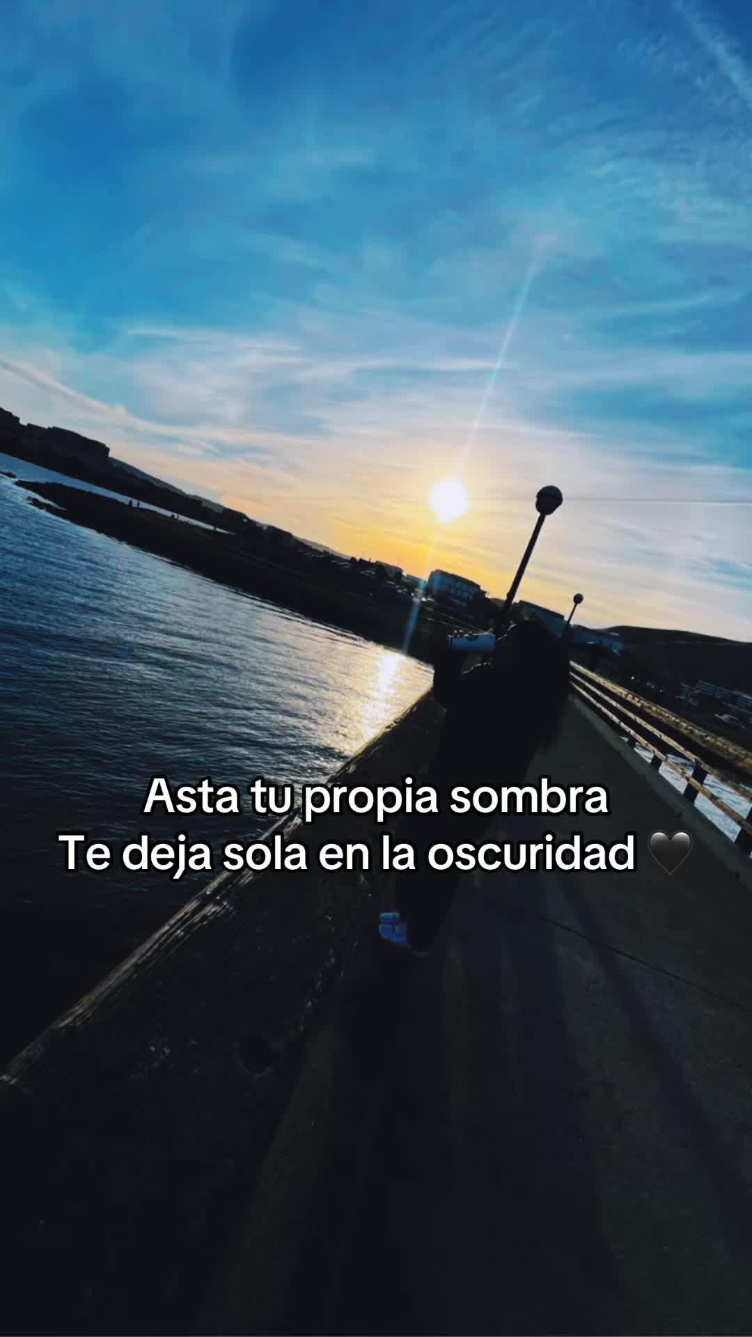 @Domínguez%
