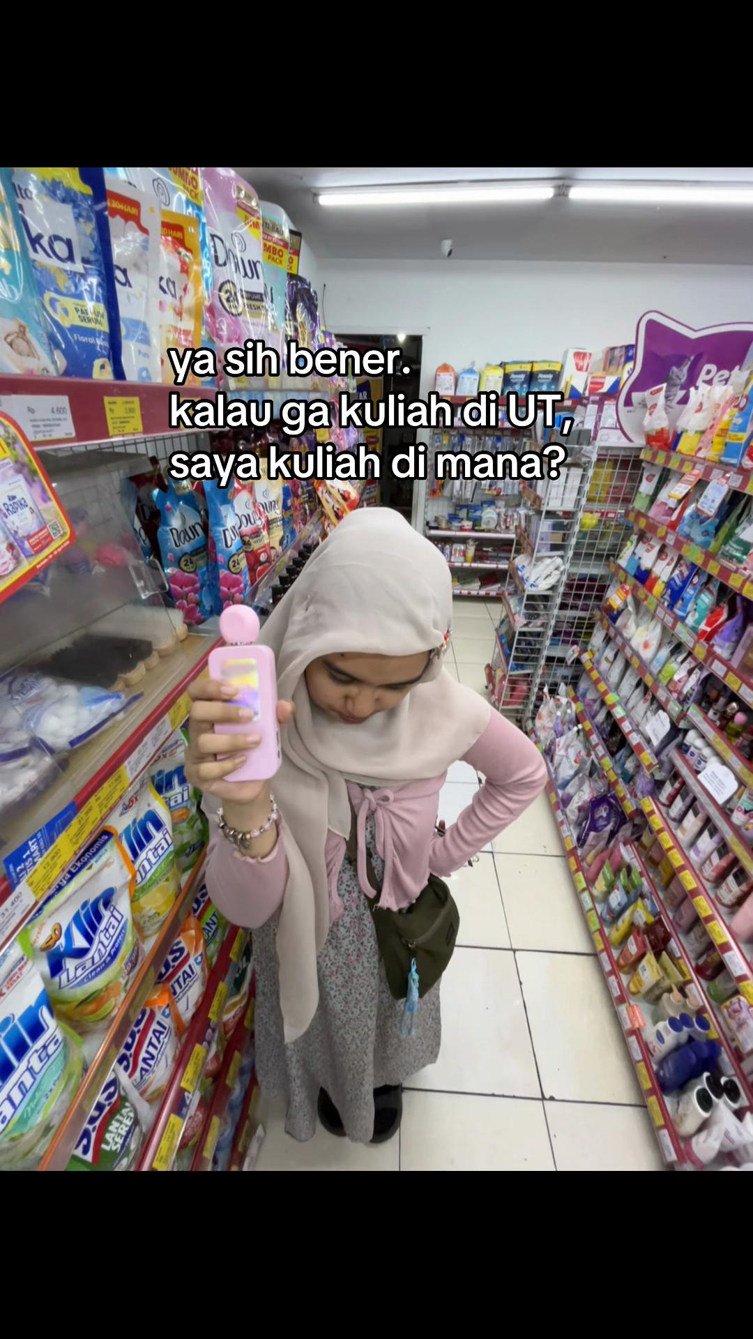 @Mahasiswi UT ⋆˚࿔
