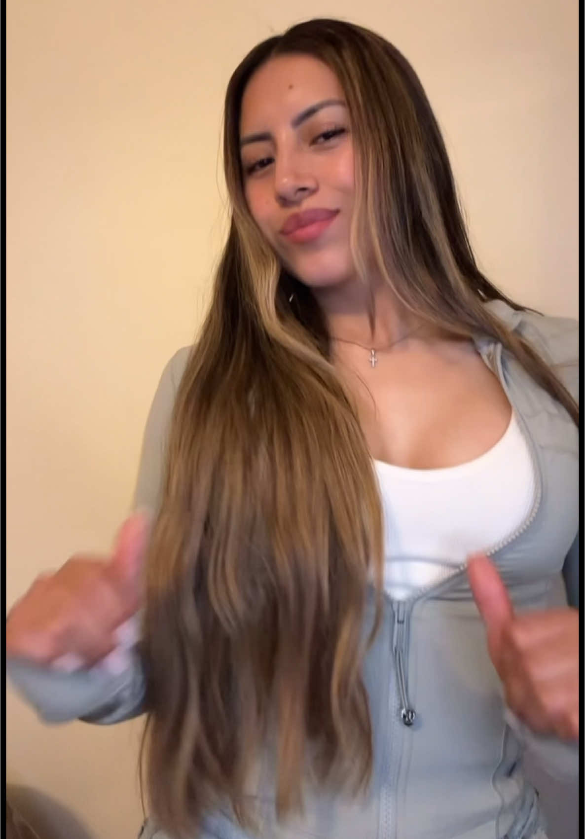 @Jhoanaa
