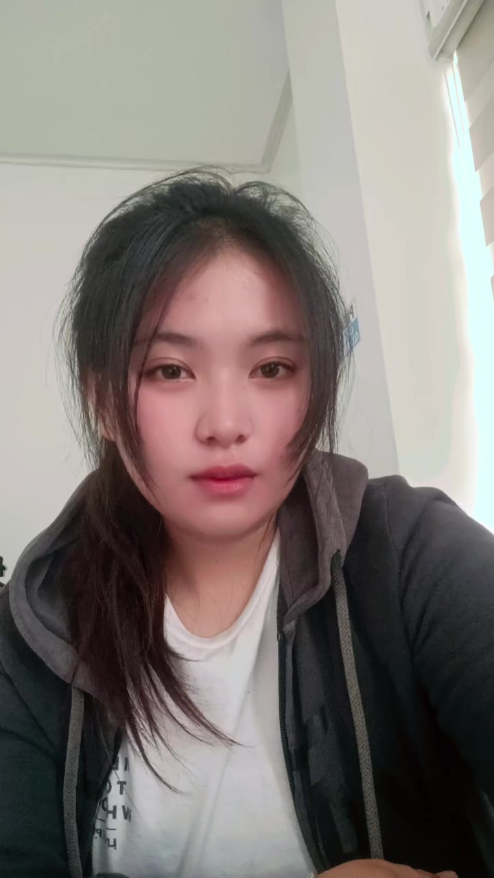 @E L
