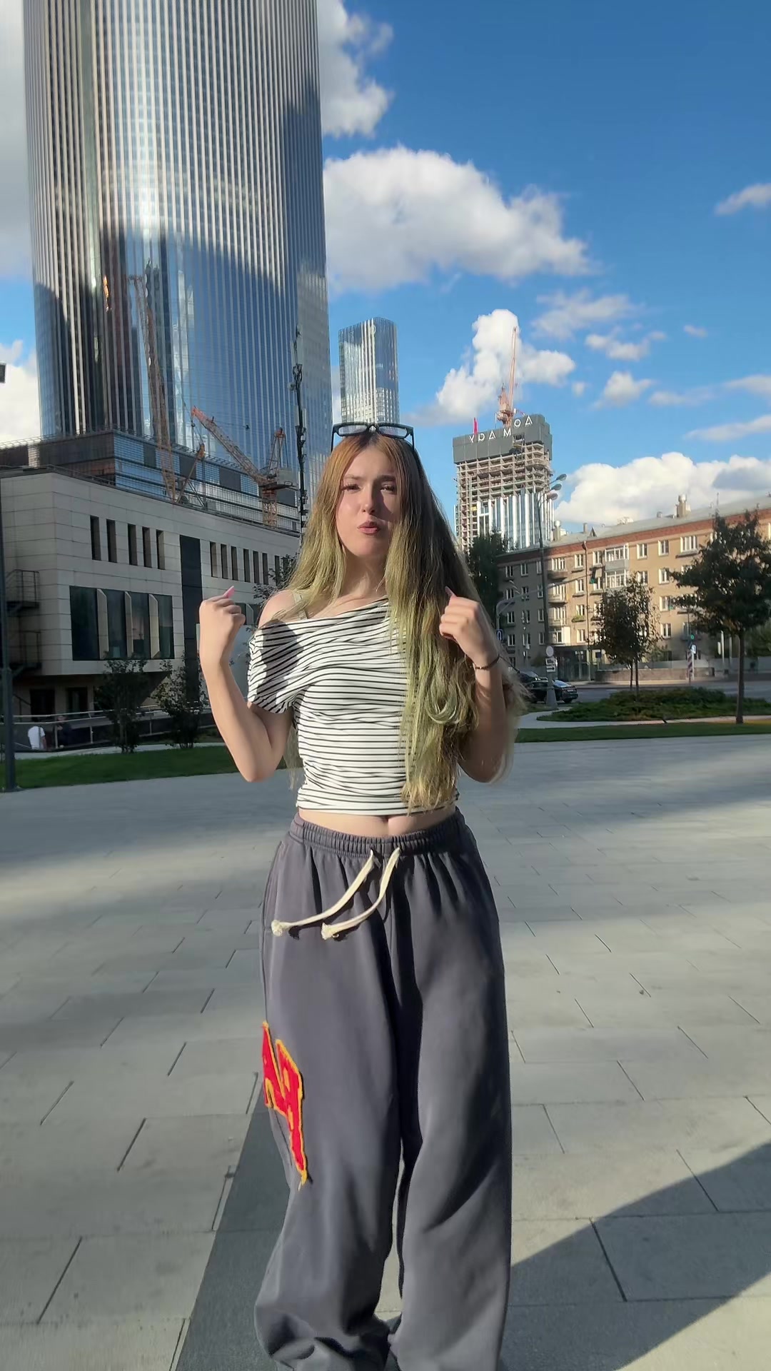 @тгк:тисака спит