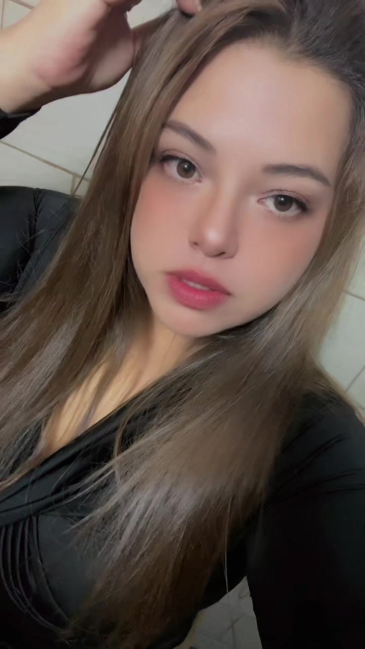 @Venus 🦋💖