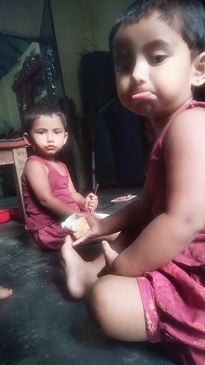 @👩&zwj;❤️&zwj;👩 টুইন বেবির আম্মু 🧕