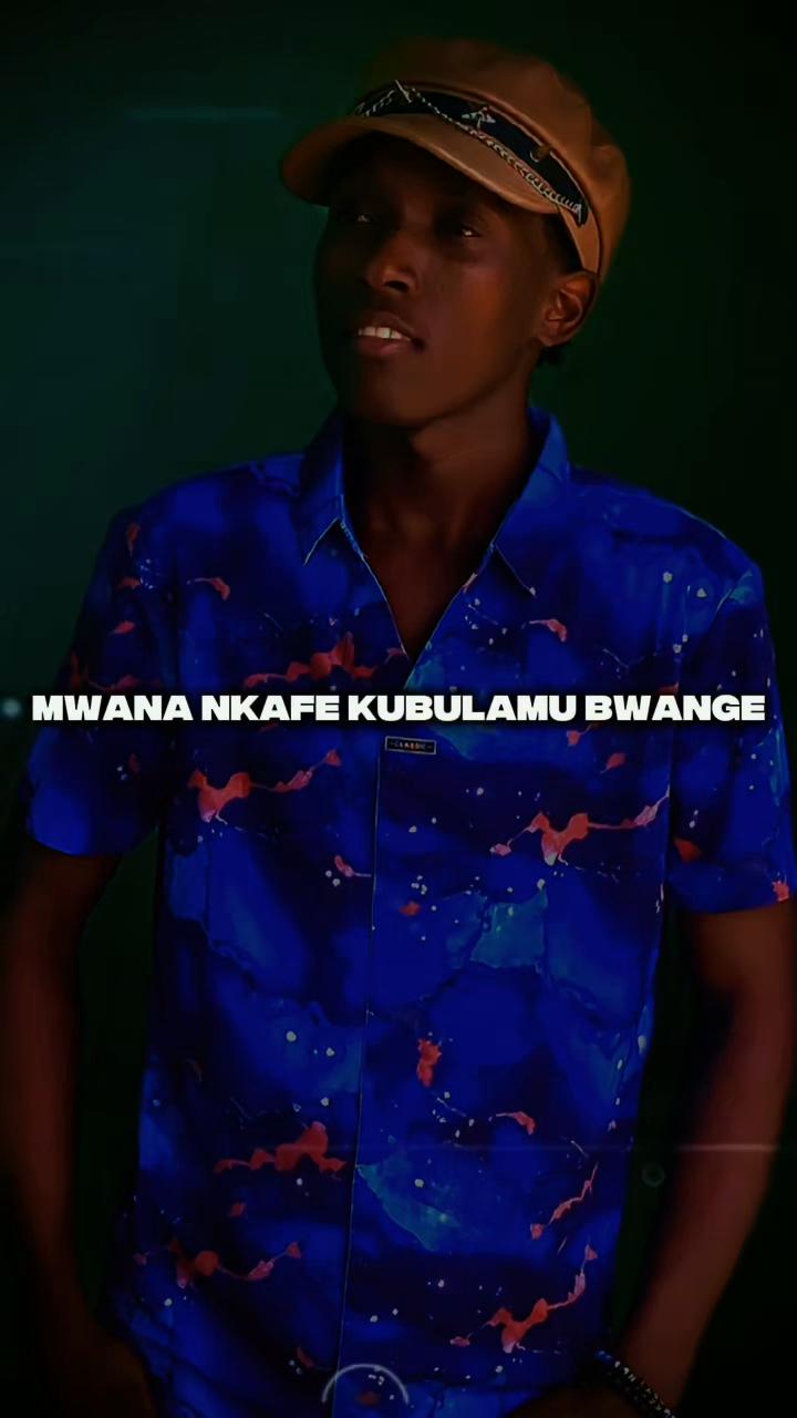 @UMAR🇺🇬
