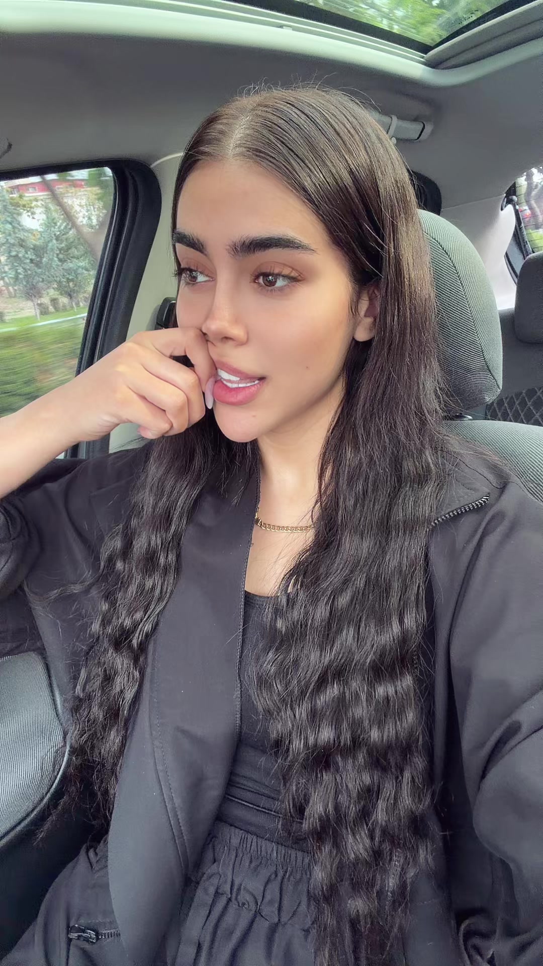 @MAHSA 🍒 ZAMANIAN