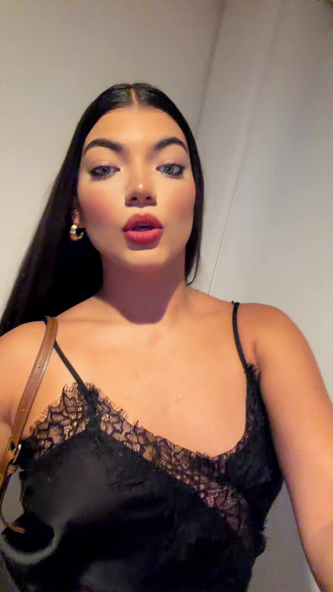 @Fiore 🖤🍒