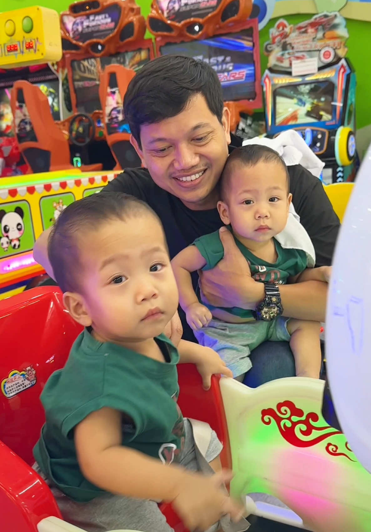 @TP FAMILY TWIN
