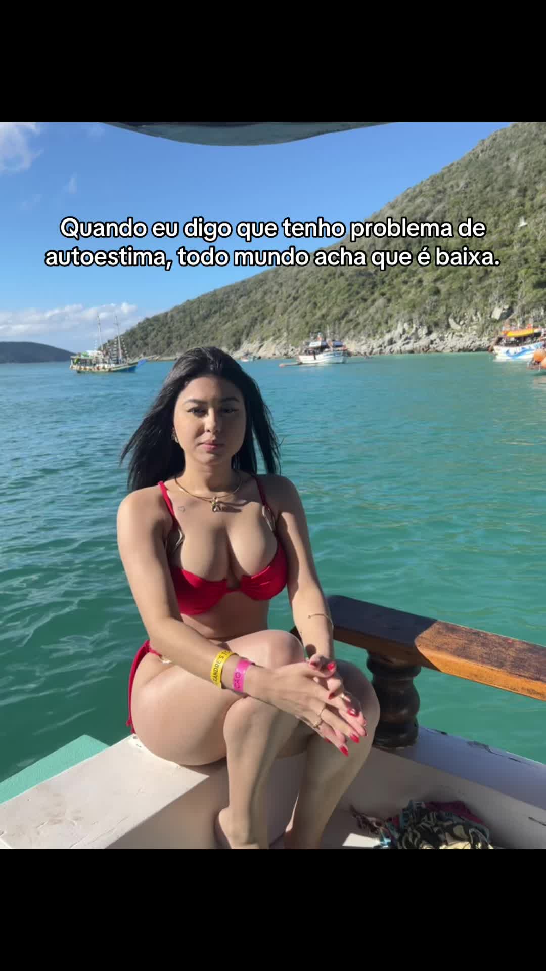 @Helloara