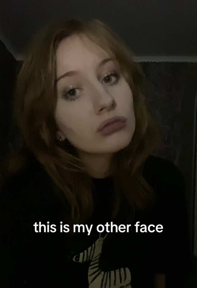 @соня я