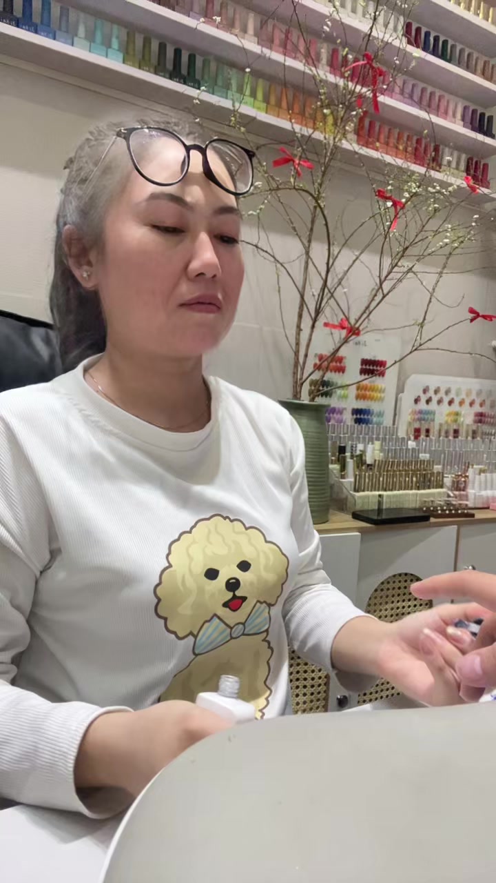 @T&agrave;i Linh - Tiệm neo bị khuất