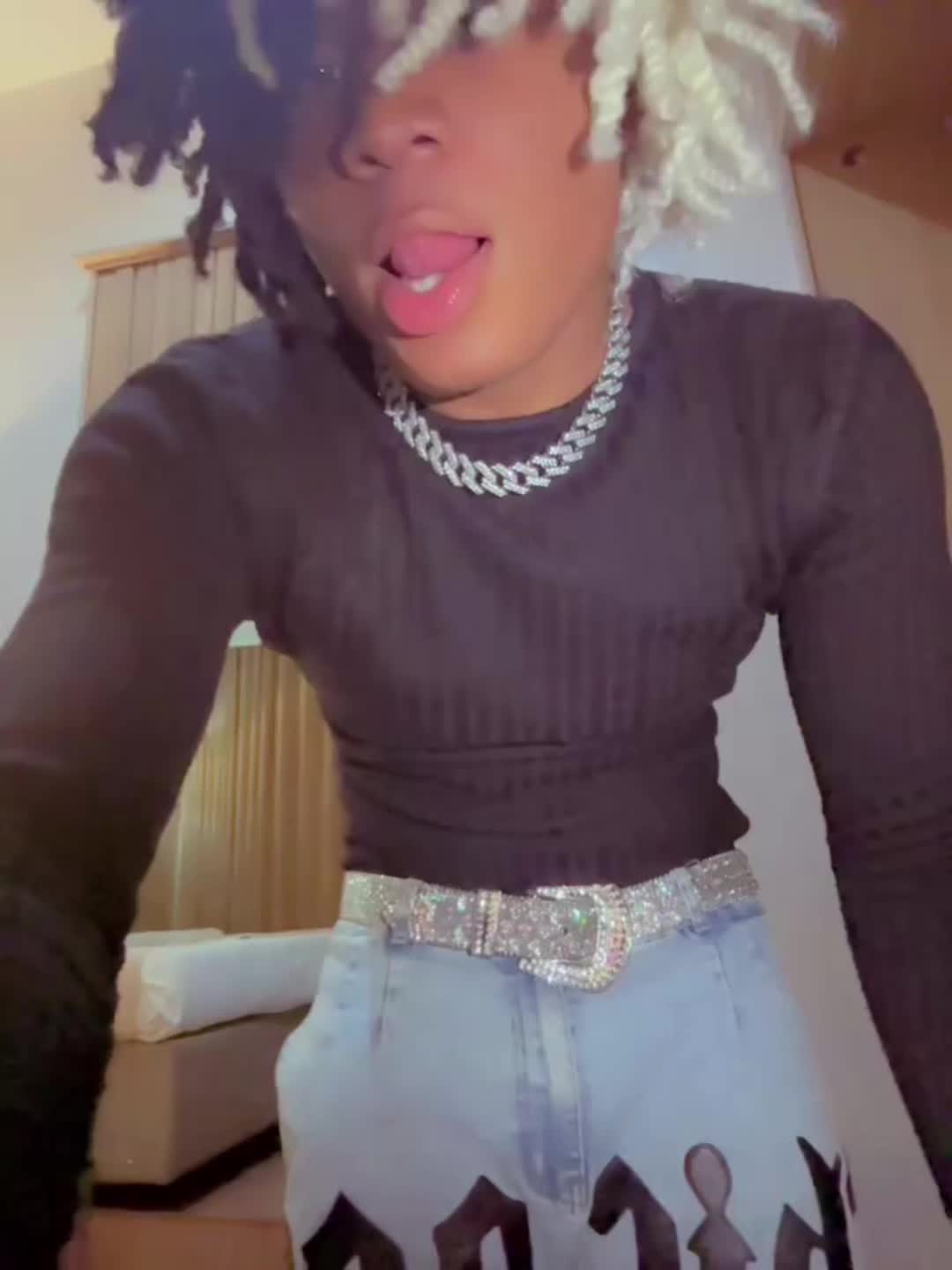 @Alex_ray_x