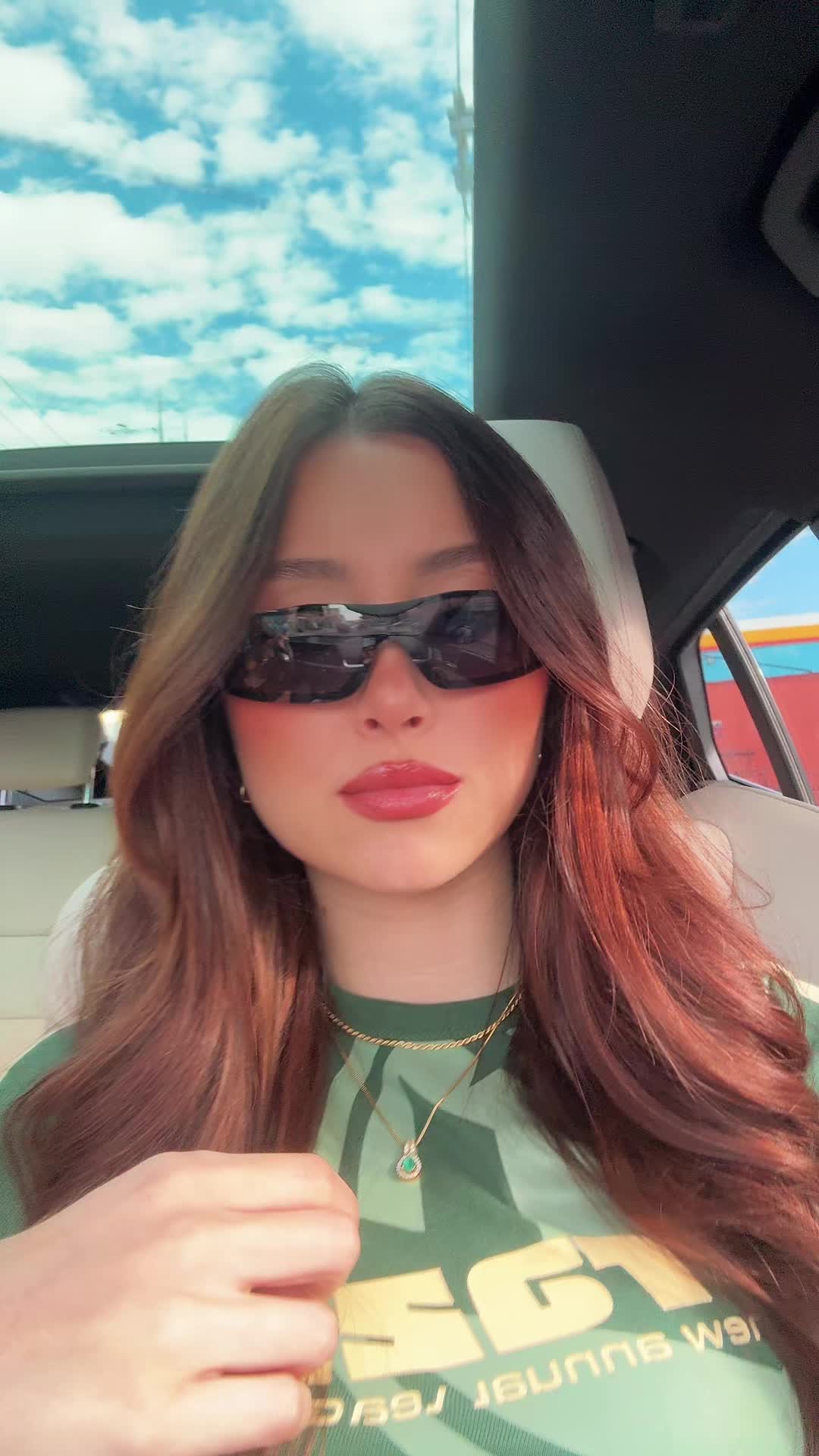 @Isabella