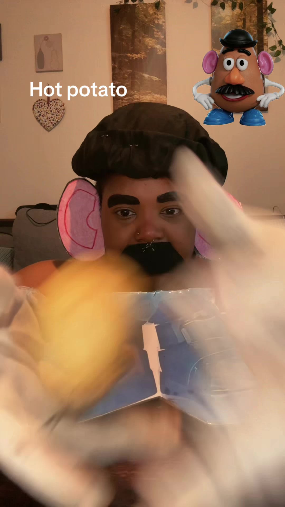 @ayesemarchick
