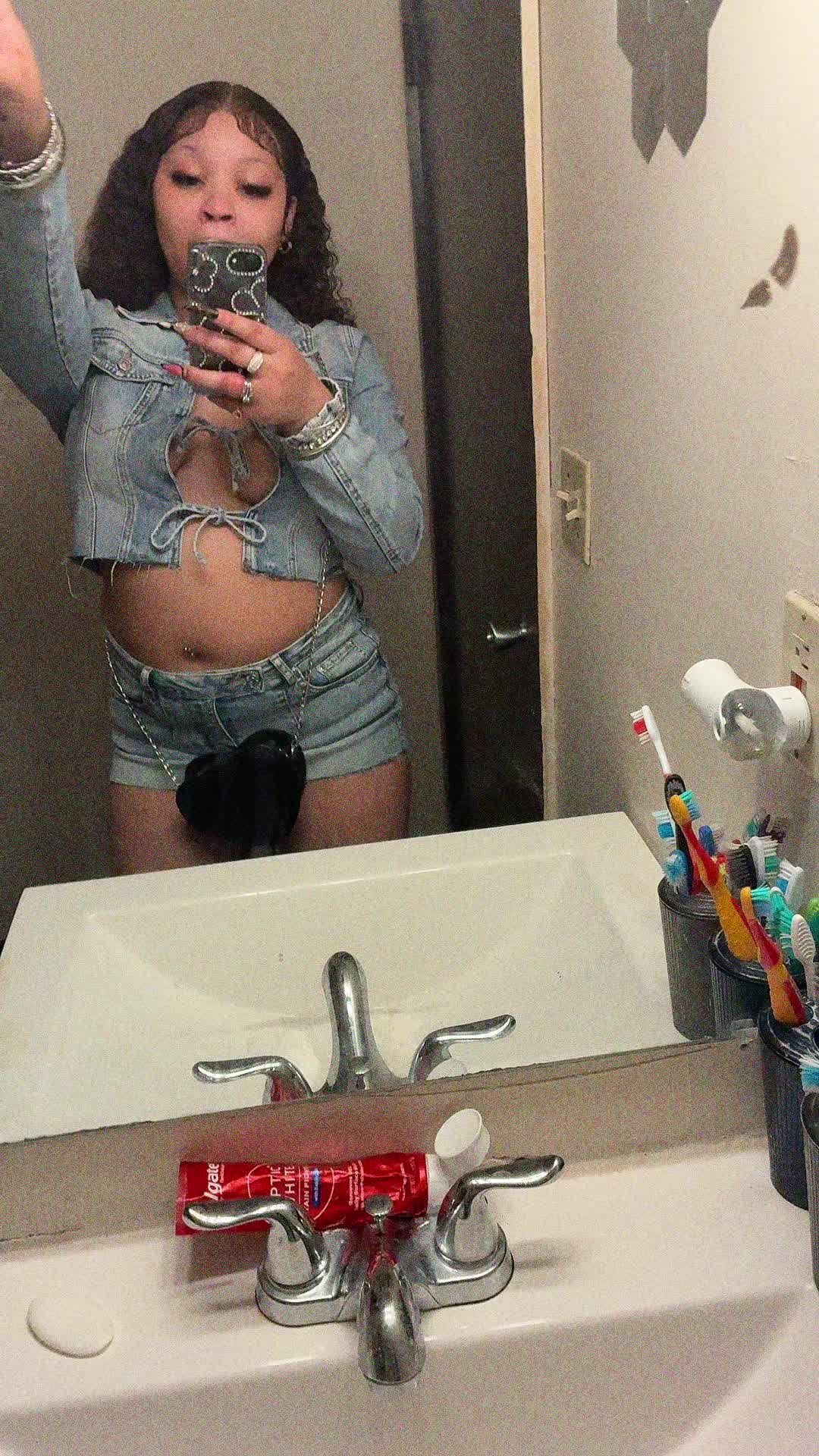 @whitteeeeGirlllaaaaaa