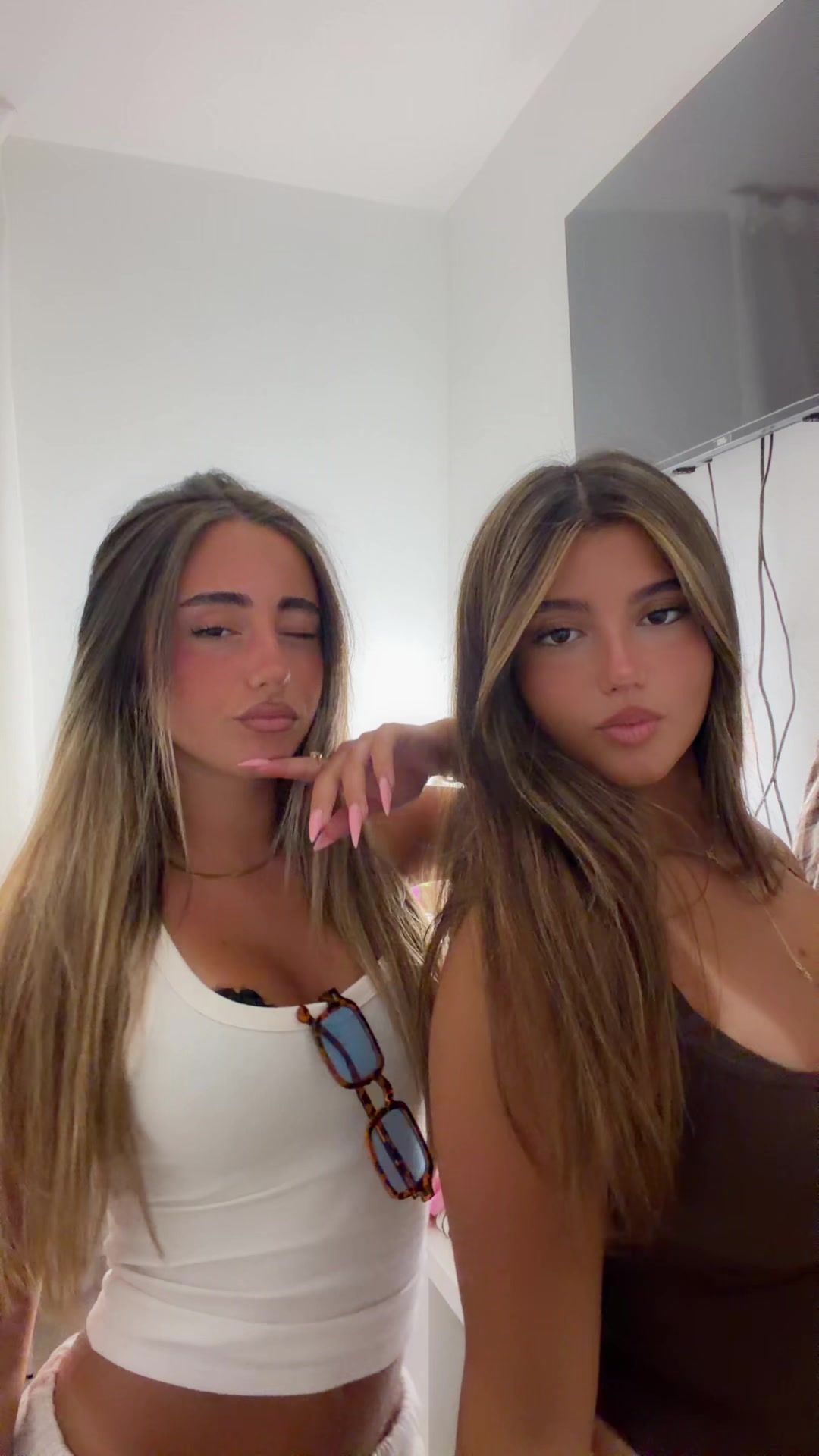 @אַגַם הָרוֹשׁ