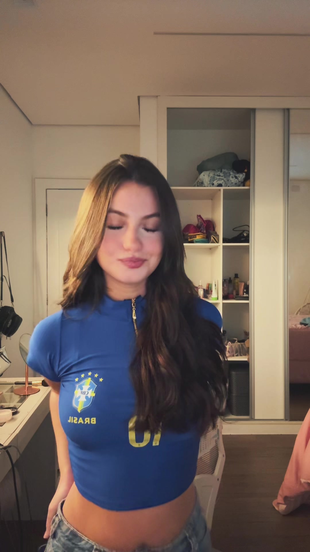 @Iris