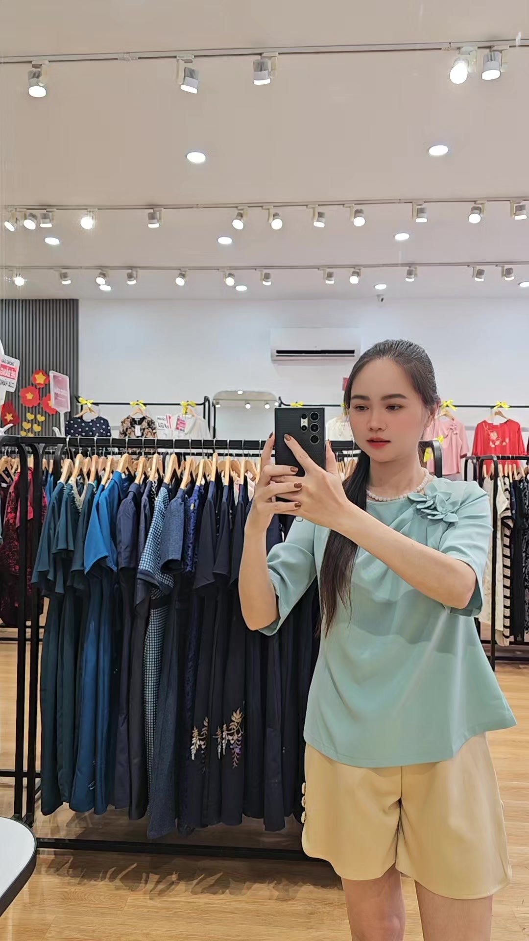 @Xóm nhà Trang 🦍