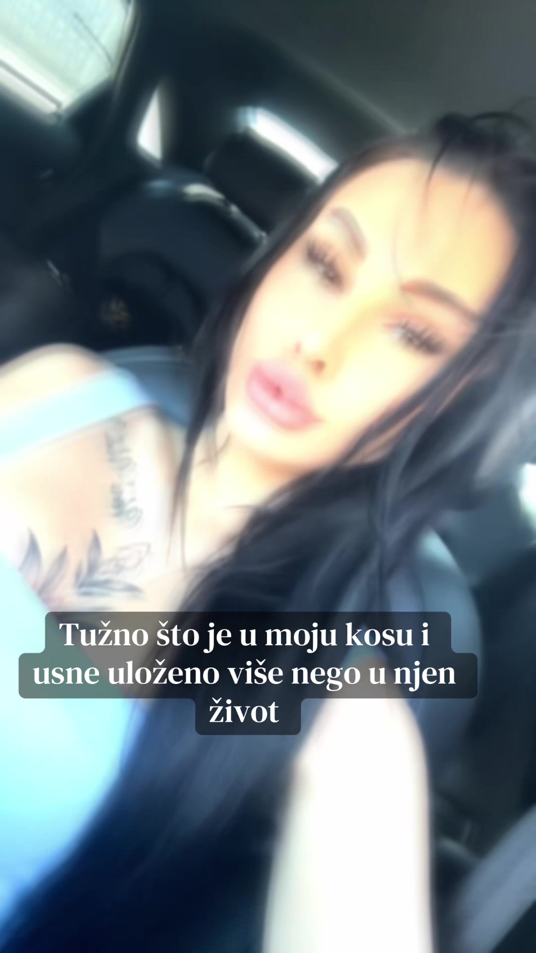 @laariisa27