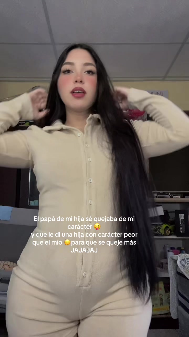 @Gabriela 🦋🤍🎄
