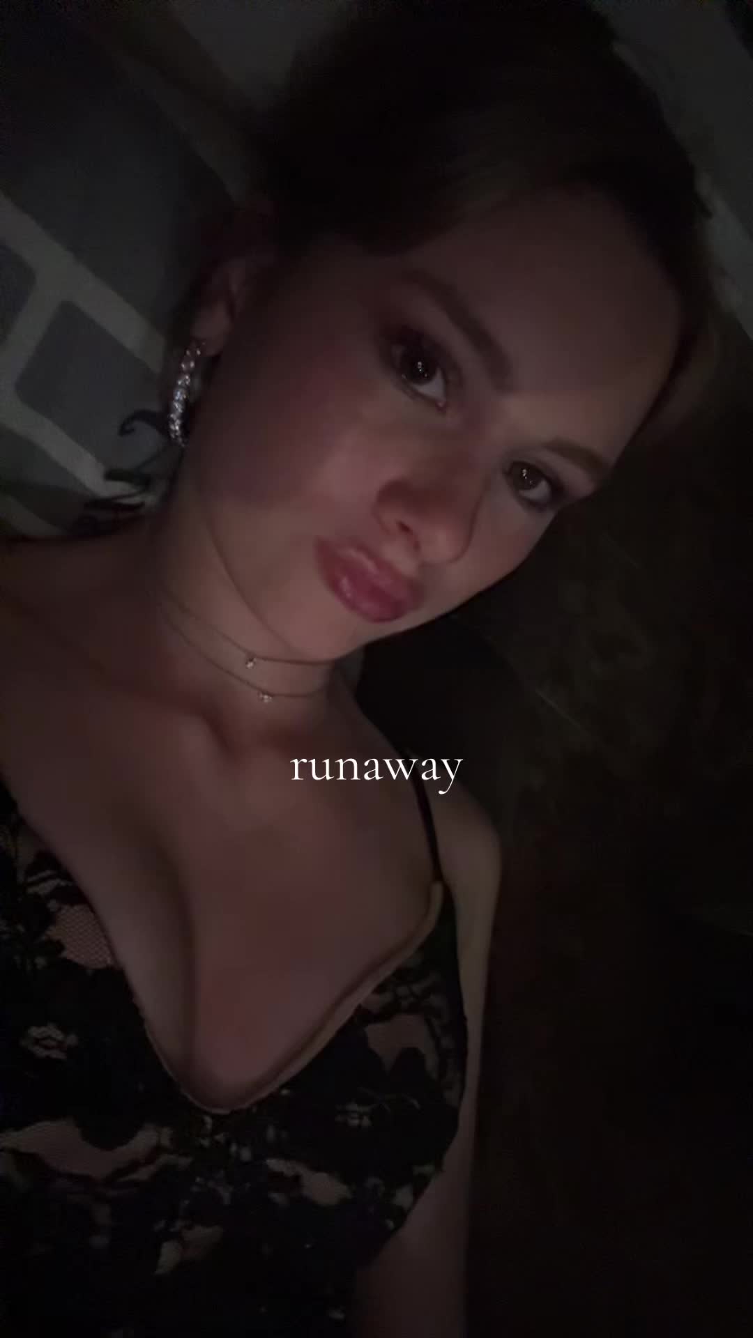 @chloeee