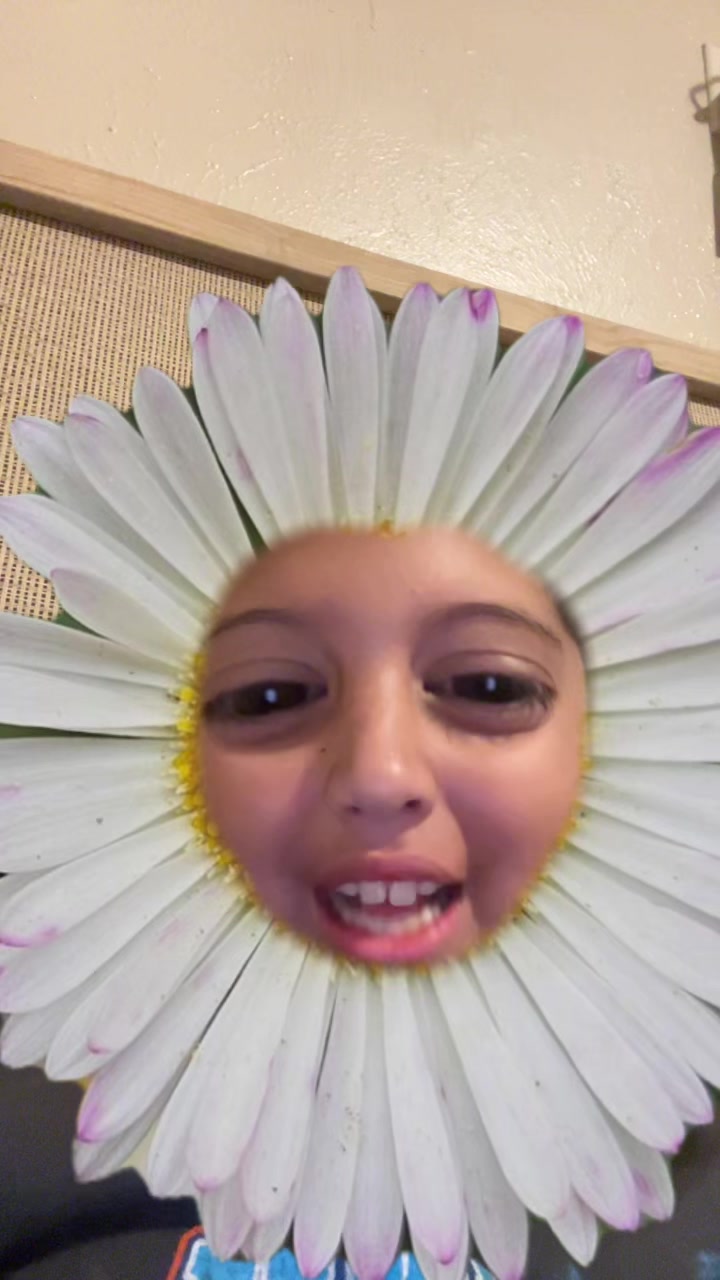 @SUP3RN0AHH