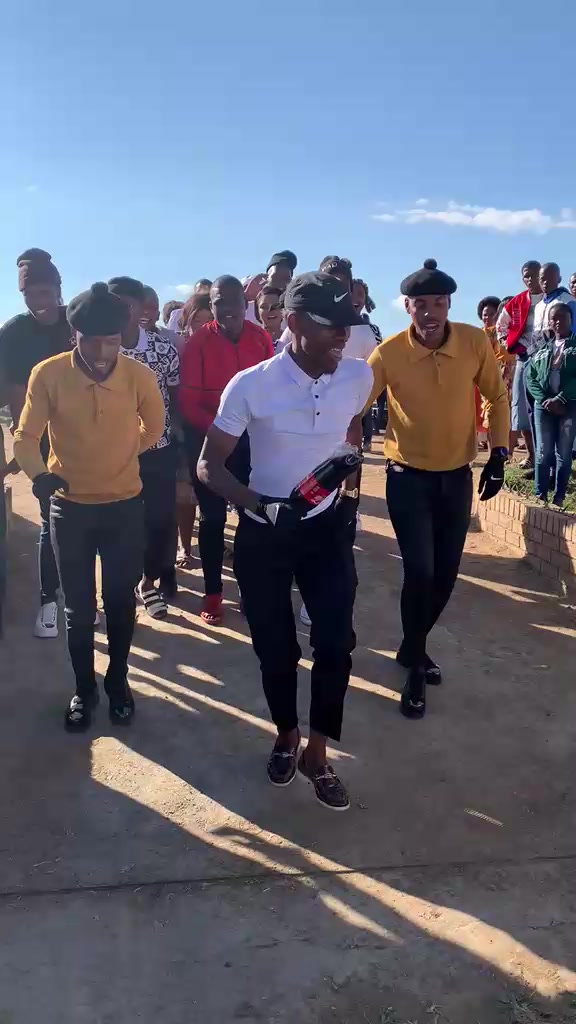 @Mxourvah the stylist