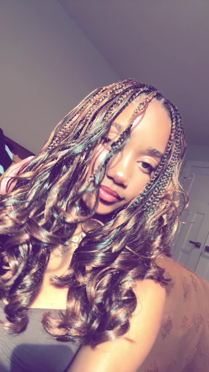 @Mani👅
