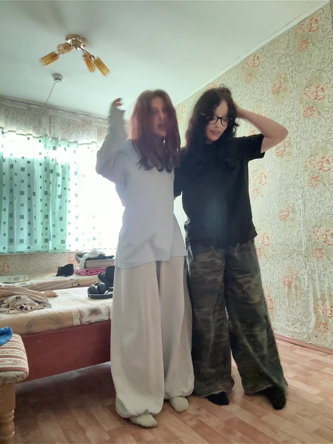 @анита