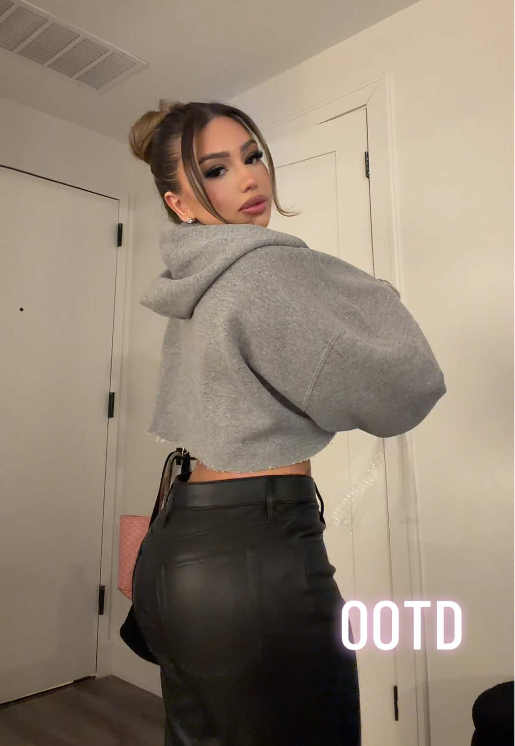 @Alexia