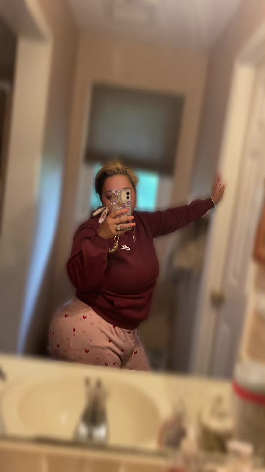 @🫶🏽